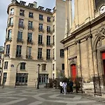 Next To Louvre *