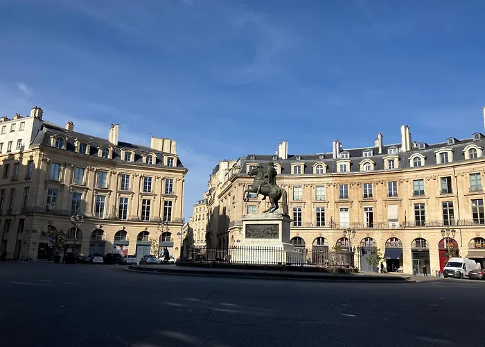 Next To Louvre *