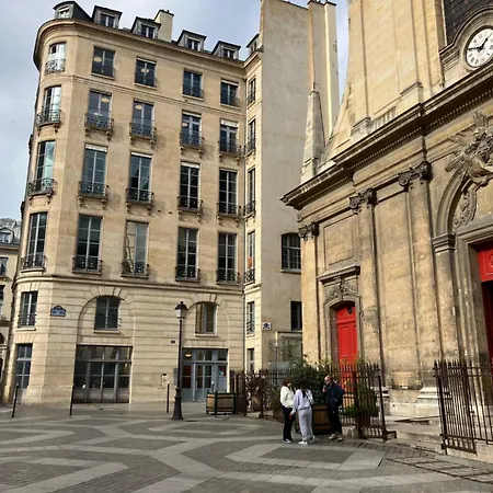 Next To Louvre *
